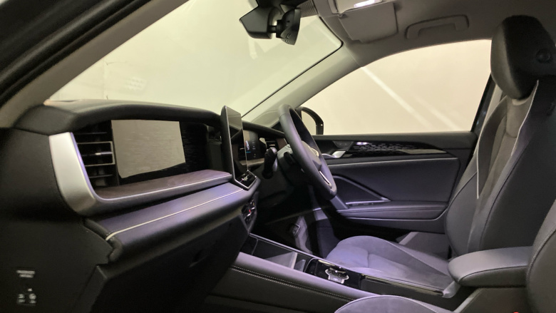 Volkswagen Tayron 1.5 TSI eHybrid Elegance 5dr DSG6 Estate